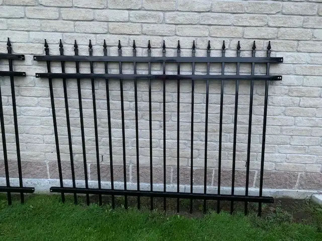 POOL FENCE PANELS IN  4, 5 AND 6 FT TALL- STARTING AT $25/LF in Decks & Fences in Belleville - Image 6