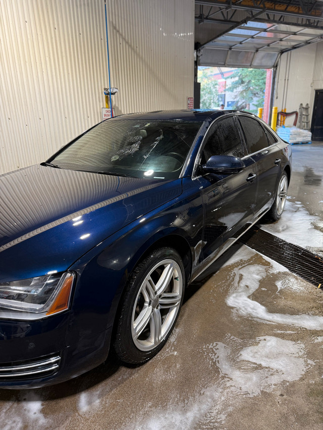 2011 Audi A8 4.2L V8 372hp premium in Cars & Trucks in Edmonton - Image 2