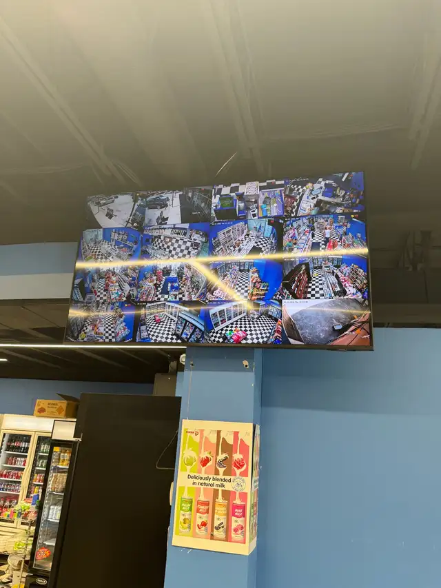 Security Camera482653184637675524