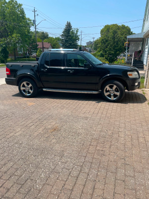 2010 Ford Explorer Sport Trac