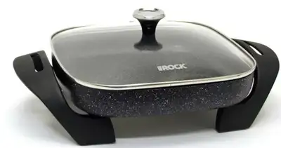 Only used a couple of times and in very good condition. Starfrit The Rock Electric skillet is your p...