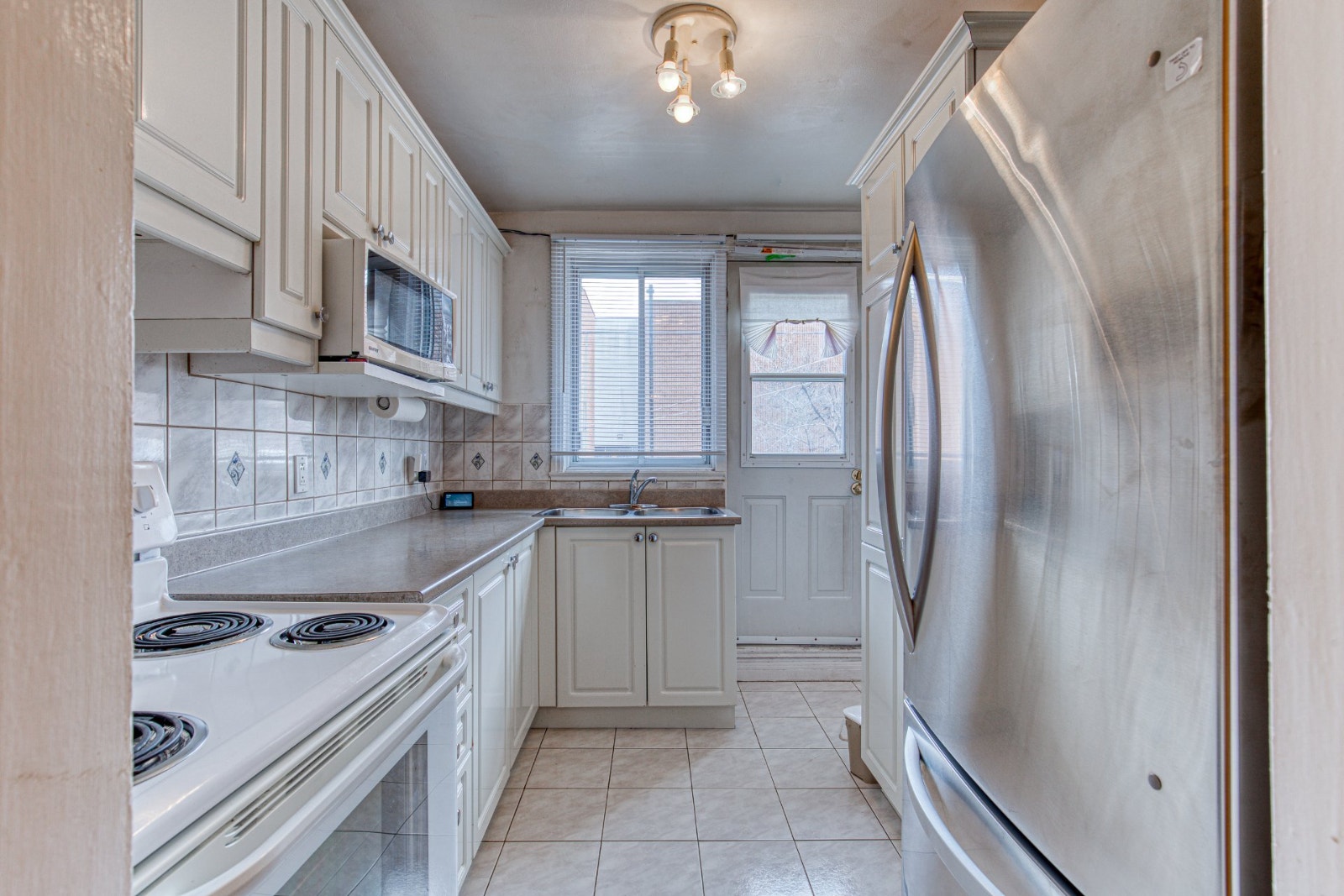 Chambre Privée au sous-sol,Tout inclus,Côte-des-Neiges/Basement — photo 3
