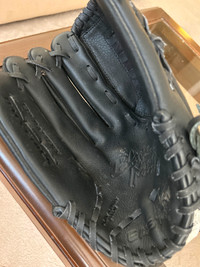 Easton Baseball Leather Glove Black Magic Series and baseball