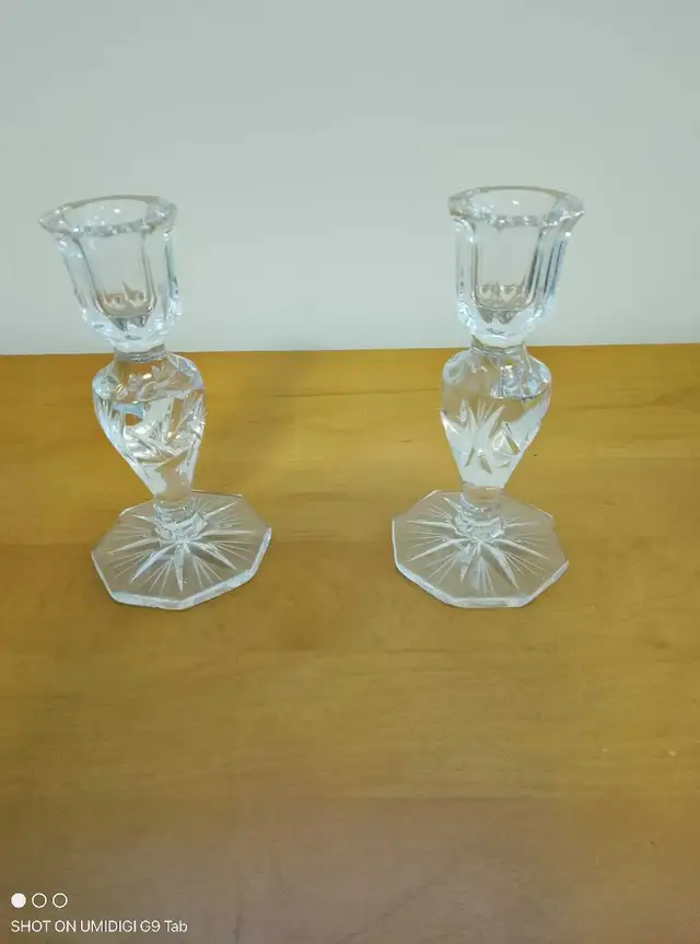 CRYSTAL PINWHEEL CANDLE HOLDERS in Home Décor & Accents in Trenton - Image 2