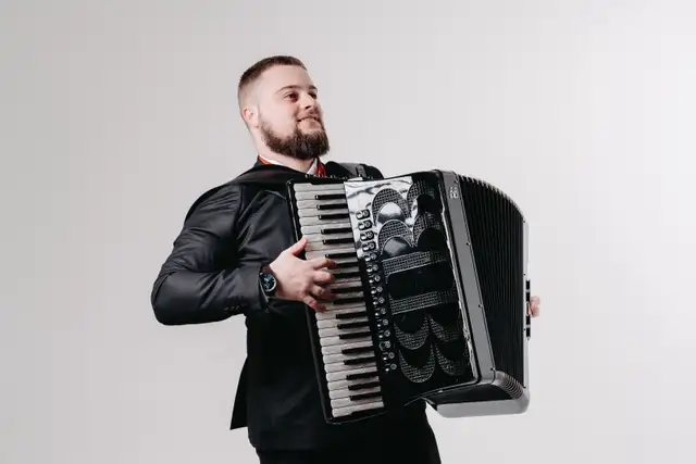 Accordion lessons | Play Accordion in 30 Days, Or Pay Nothing!64556782108675123