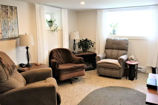 Three bedroom Two Bathroom West end in Long Term Rentals in City of Halifax - Image 8