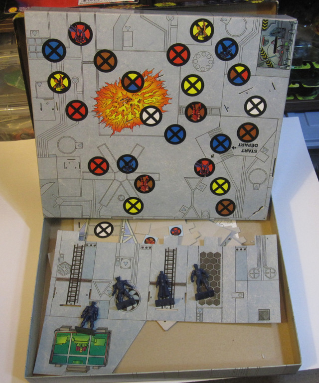X-Men - Crisis in the Danger Room Board Game 1994 in Toys & Games in Owen Sound - Image 2