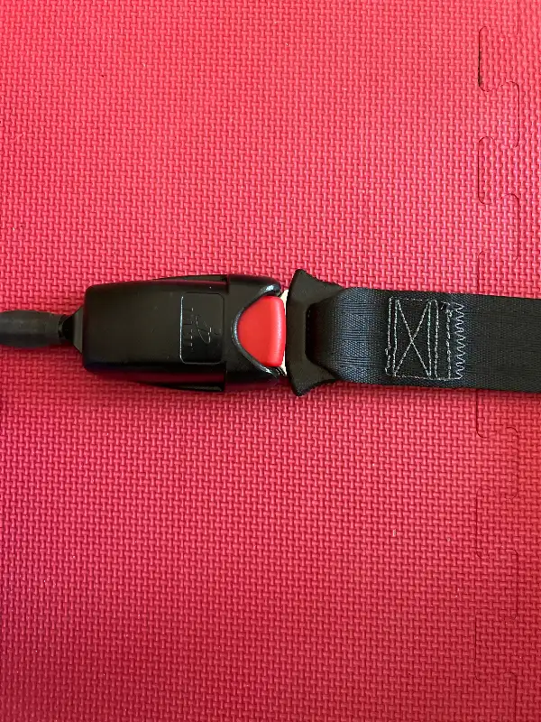 Kawasaki Mule 4x 610 950 Side by Side Seat Belt latch 53061-7502 in Other in Barrie - Image 4