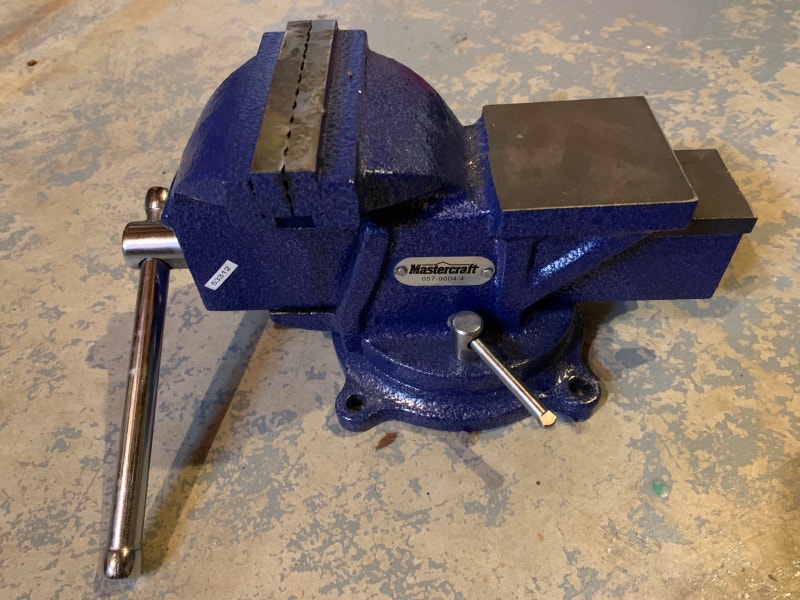 Vise with Swivel Base Hand Tools Cranbrook Kijiji