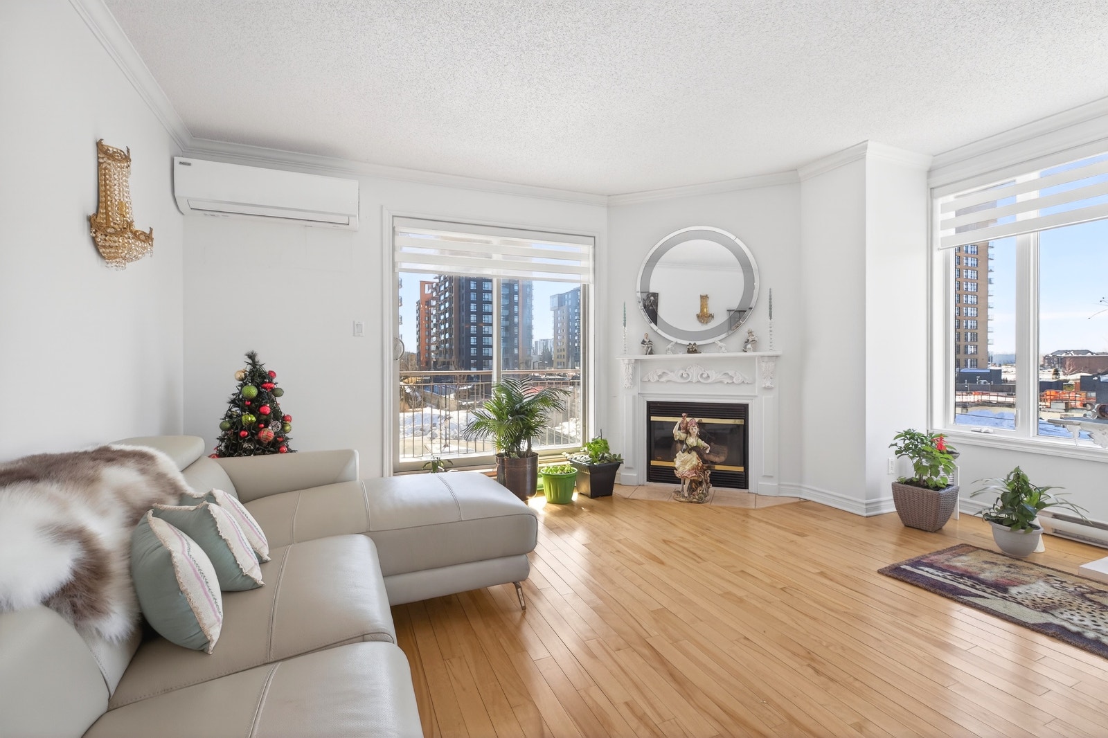 Condo for sale - 2910 Rue Édouard-Montpetit, #303 — photo 3