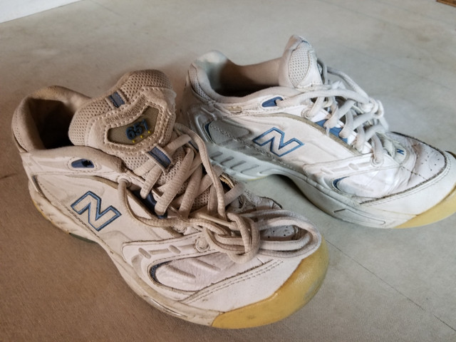 Ladies New Balance tennis shoes in Women's - Shoes in Hamilton - Image 2