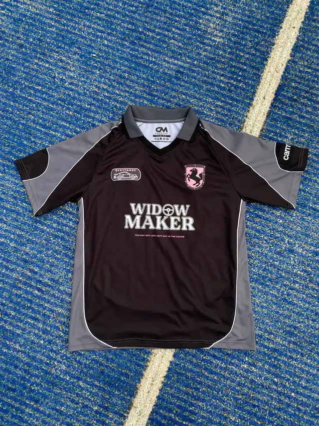 Porshce 930 Turbo Racing Style Soccer Jersey in Soccer in Gatineau - Image 4