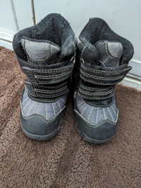 Children's Place Toddler Winter Boots size 8