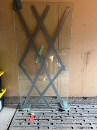 Free glass panel 3 ft by 6ft
