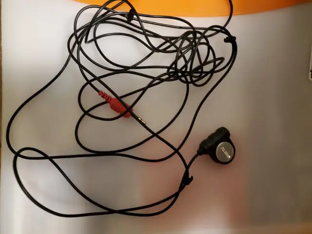 Zalman ZM-MIC 1 Computer microphone, 3.5mm jack in Laptop Accessories in Calgary - Image 2