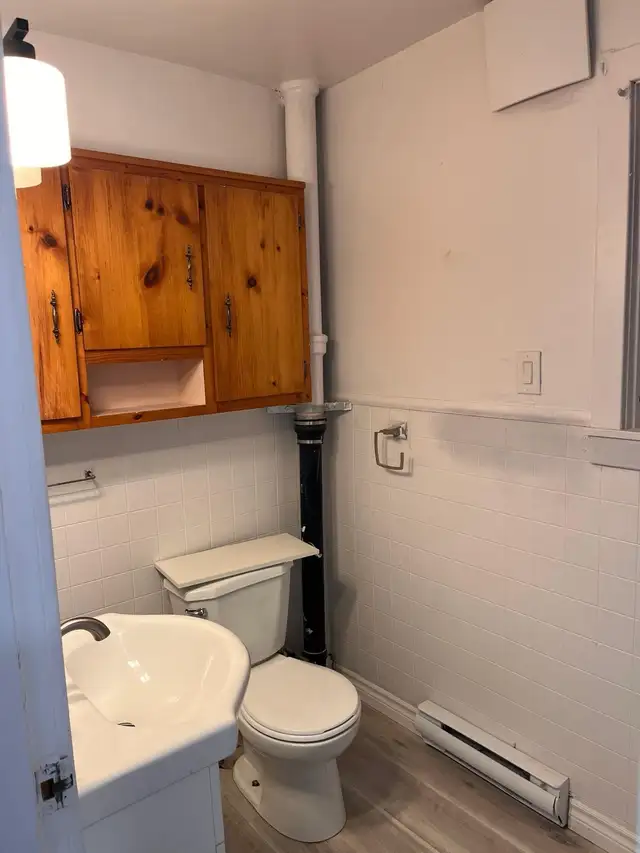 Spacious 2 Bed + Den Unit | Arthur St, Downtown Truro
