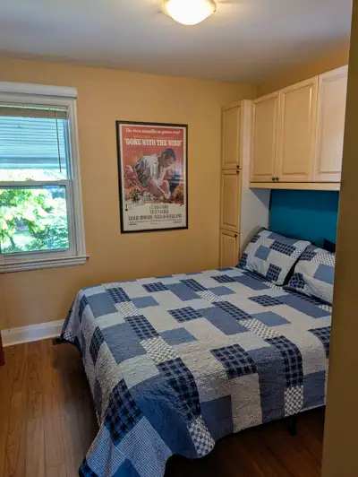 Room for Rent Downtown Brampton $800.00 inclusive