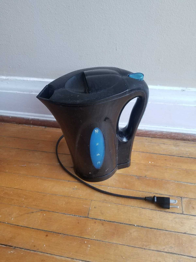 Electric kettle in Other in City of Toronto