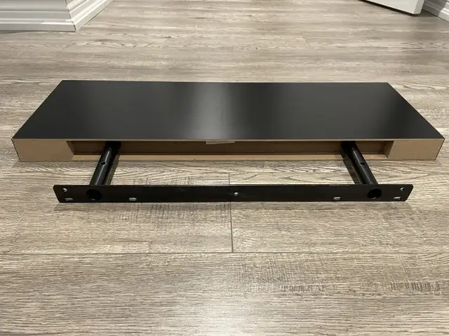 Floating shelf574679943480627203
