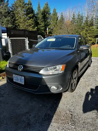 Selling my 2012 VW Jetta TDI with a DSG transmission. The car runs and drives well. New battery inst...