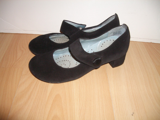 cute Clarks/ Indigo souliers confortables -- size 5 US dans Femmes - Chaussures  à Ville de Montréal - Image 3