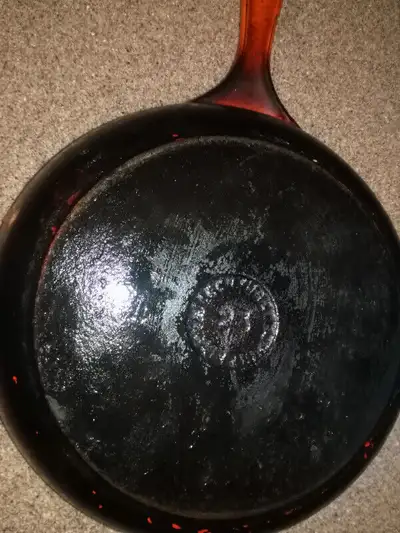 Only frypan left Le creuset orange skillet The 9 inch size skillet , 9.5 from pour spout to pour spo...