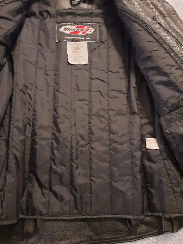 Leather jacket in Women's - Tops & Outerwear in Ottawa - Image 5