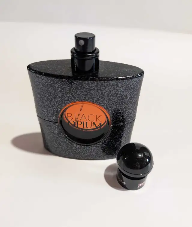 Yves Saint Laurent Black Opium 50 ml /1.6 Oz  Eau de Parfu in Health & Special Needs in Charlottetown - Image 3