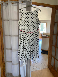  Marilyn Monroe style dress (Size 16)