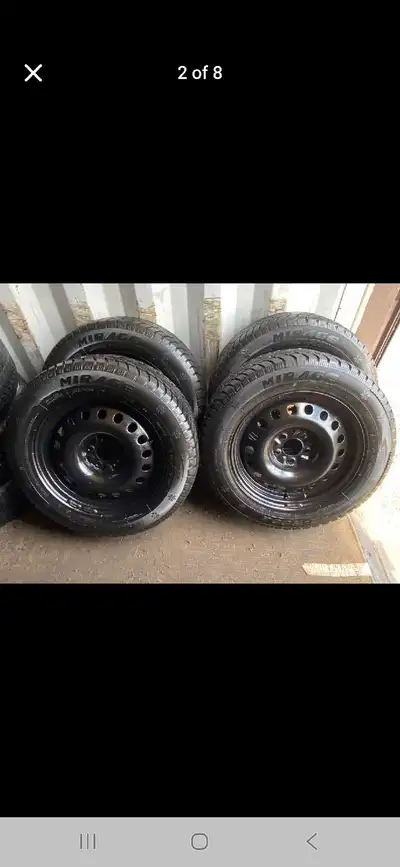Set of 4 MIRAGE winter tires rims (235 60 17) pattern (5x114.3) 2018 TOYOTA SIENNA Dot 2624 Like new...