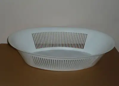 17" Very Large Oval White Basket or Bowl or Strainer .. Ex Cond, View more