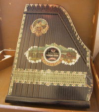 ZITHER 42 String Concert Musical Instrument - Rare Item -