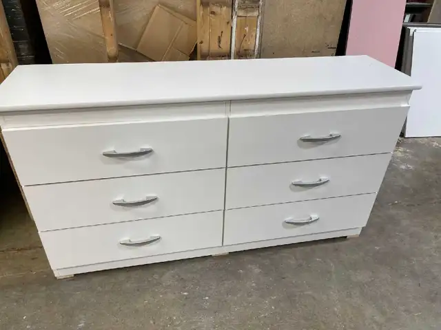 Dresser _ Clean & Sturdy in Dressers & Wardrobes in Oakville / Halton Region - Image 2