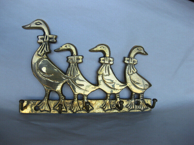 Duck and Ducklings Brass Hanger / Key Holder / Rack in Home Décor & Accents in City of Toronto
