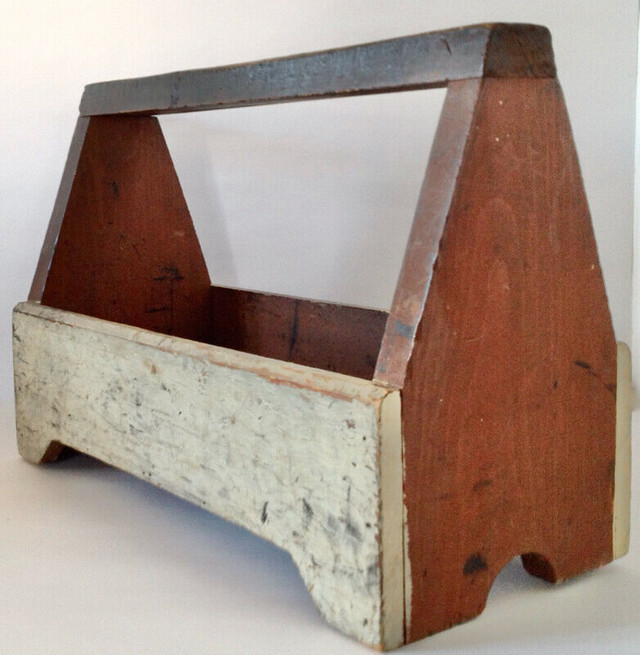 Antiquité 1940 Collection Magnifique coffre à outils bois patiné dans Art et objets de collection  à Lévis
