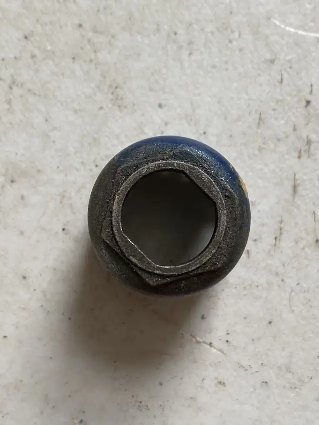 B&D 40090 hole saw mandrel et 1 pouce hole saw in Hand Tools in Saint-Jean-sur-Richelieu - Image 6