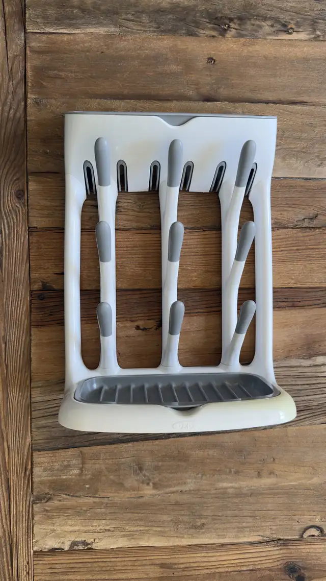 OXO Tot Drying Rack in Bathing & Changing in Ottawa - Image 2