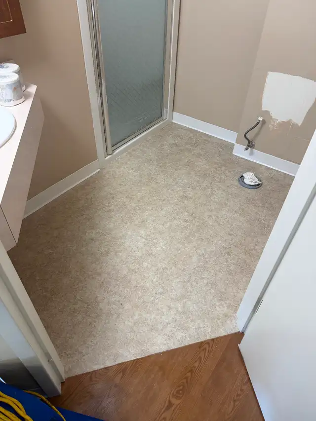 Flooring installation532562265716172802