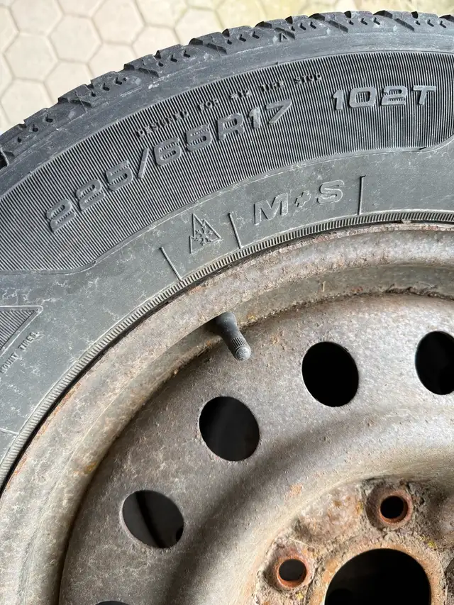 Goodyear Winter Tires in Tires & Rims in City of Toronto - Image 4