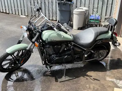 2023 Kawasaki Vulcan Custom with less than 230 km. Bike is completely stock, never dropped, no scrat...