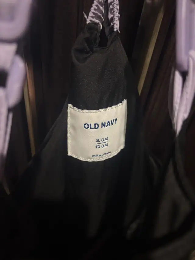Old Navy Snow Pants in Kids & Youth in Edmonton - Image 3