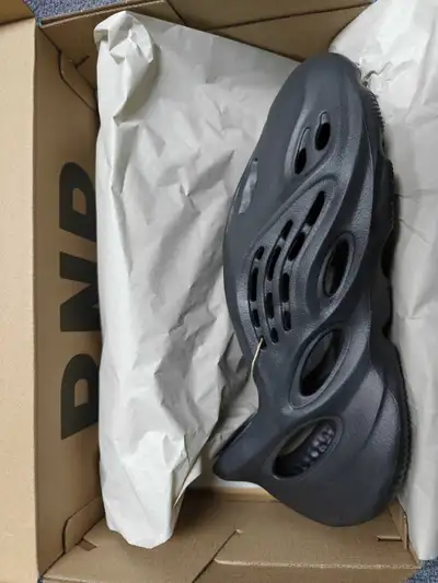 Adidas Yeezy Foam Rnnr Onyx - Size 10 - DS (new), View more