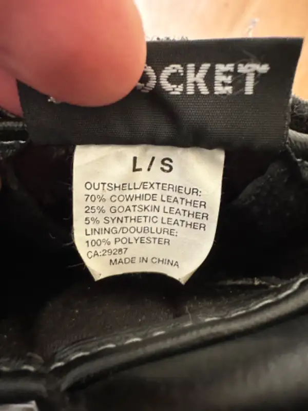 Full motorcycle gear set - women plus unisex Shoei RF1000 helmet in Other in Kawartha Lakes - Image 11