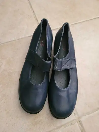 Stonefly Shoes (9?), View more