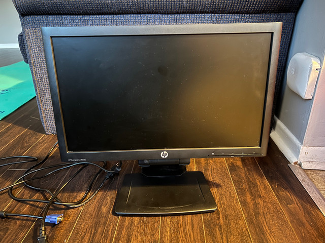 HP Monitor - 21 inch LCD in Monitors in City of Halifax