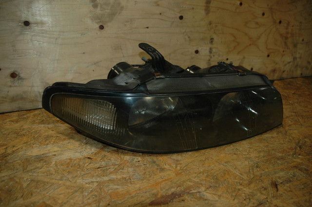 Jdm Nissan Skyline R33 Gtst Oem Right Side Headlight (1993-1998) in Auto Body Parts in Calgary - Image 3