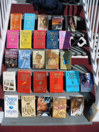 28 livres DANIELLE STEEL ( $ 2.00 CHAQUE )