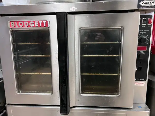 Nella- Blodgett Full Size Gas Oven  in Stoves, Ovens & Ranges in Markham / York Region - Image 2