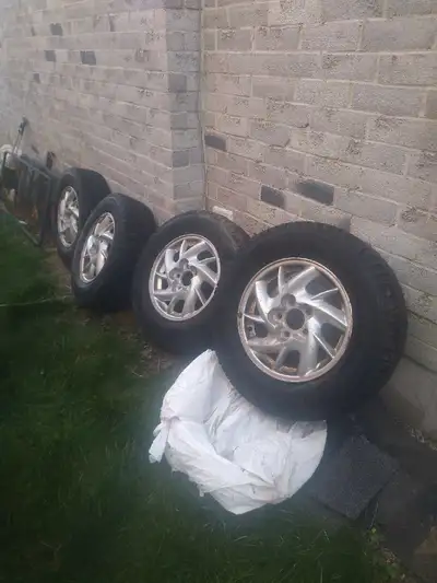 I'm selling my Hankook Winter Ice Pick P215/70/R15 Tires. These are off of a Buick Century. Used one...