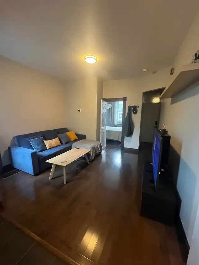 2 Bed 1 Bath House Sublet in Short Term Rentals in Ottawa - Image 5